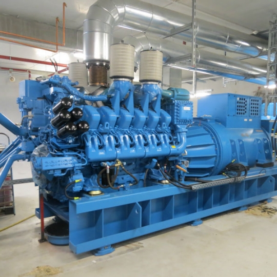 MÁY PHÁT ĐIỆN MTU 12V 