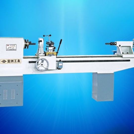 Máy tiện gỗ theo mẫu
