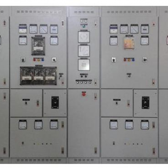 GENERATOR SETS AND SYNCHRONISING BOARD